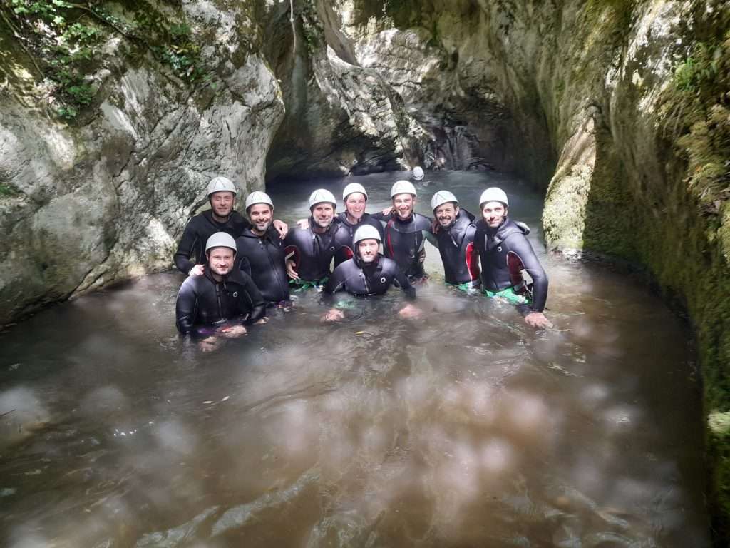 attività team building canyoning